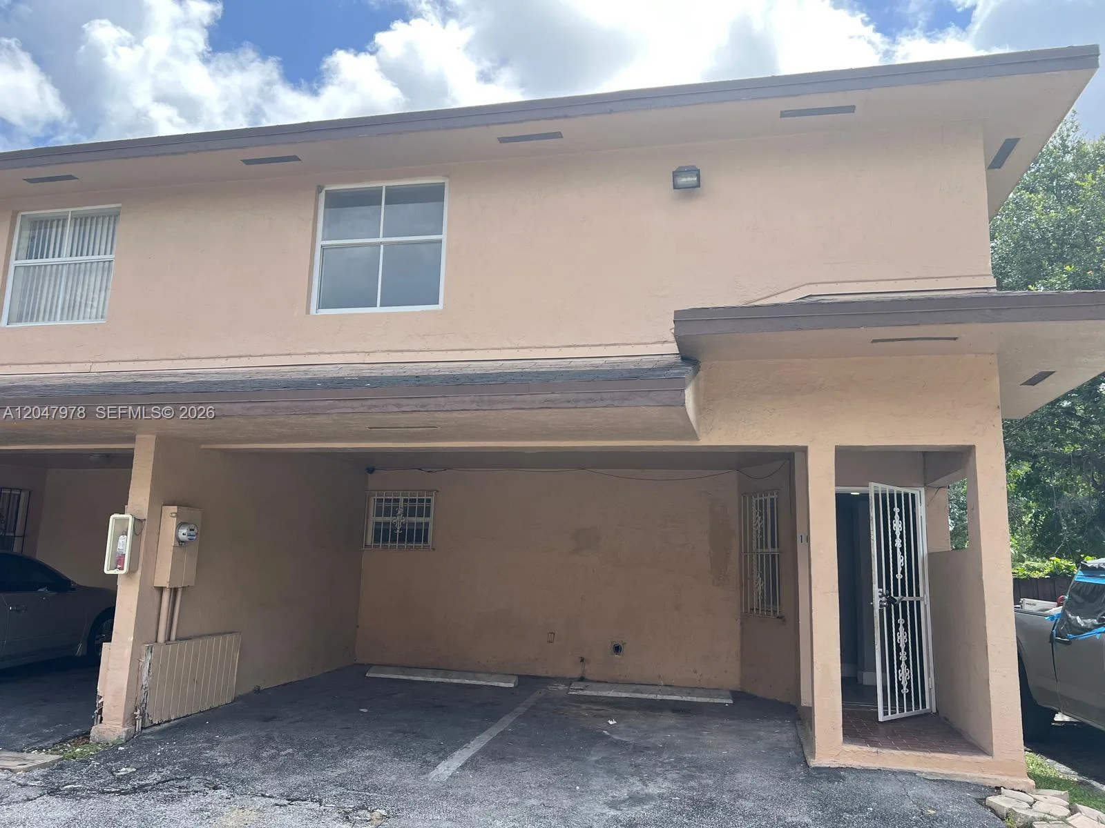 451 NE 136th St # I-101, North Miami, FL 33161