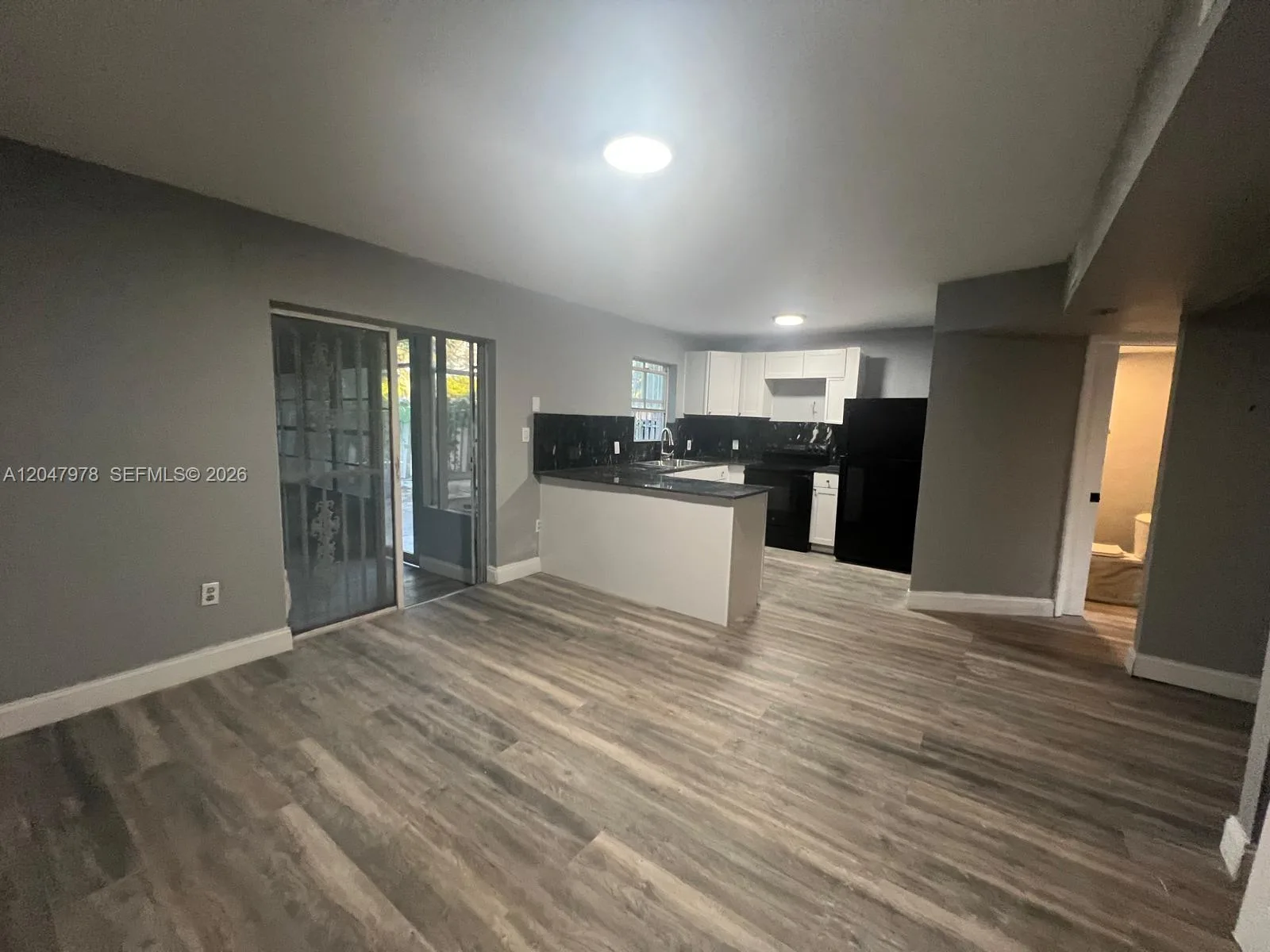 451 NE 136th St # I-101, North Miami, FL 33161 photo 2