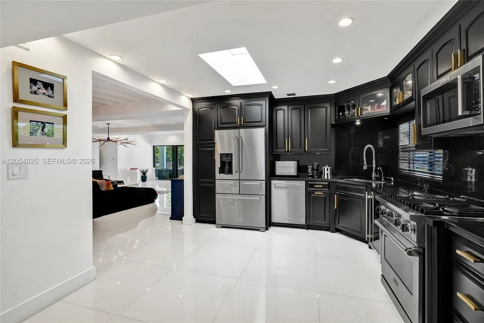 19130 NE 21st Ave, North Miami Beach, FL 33179 photo 10