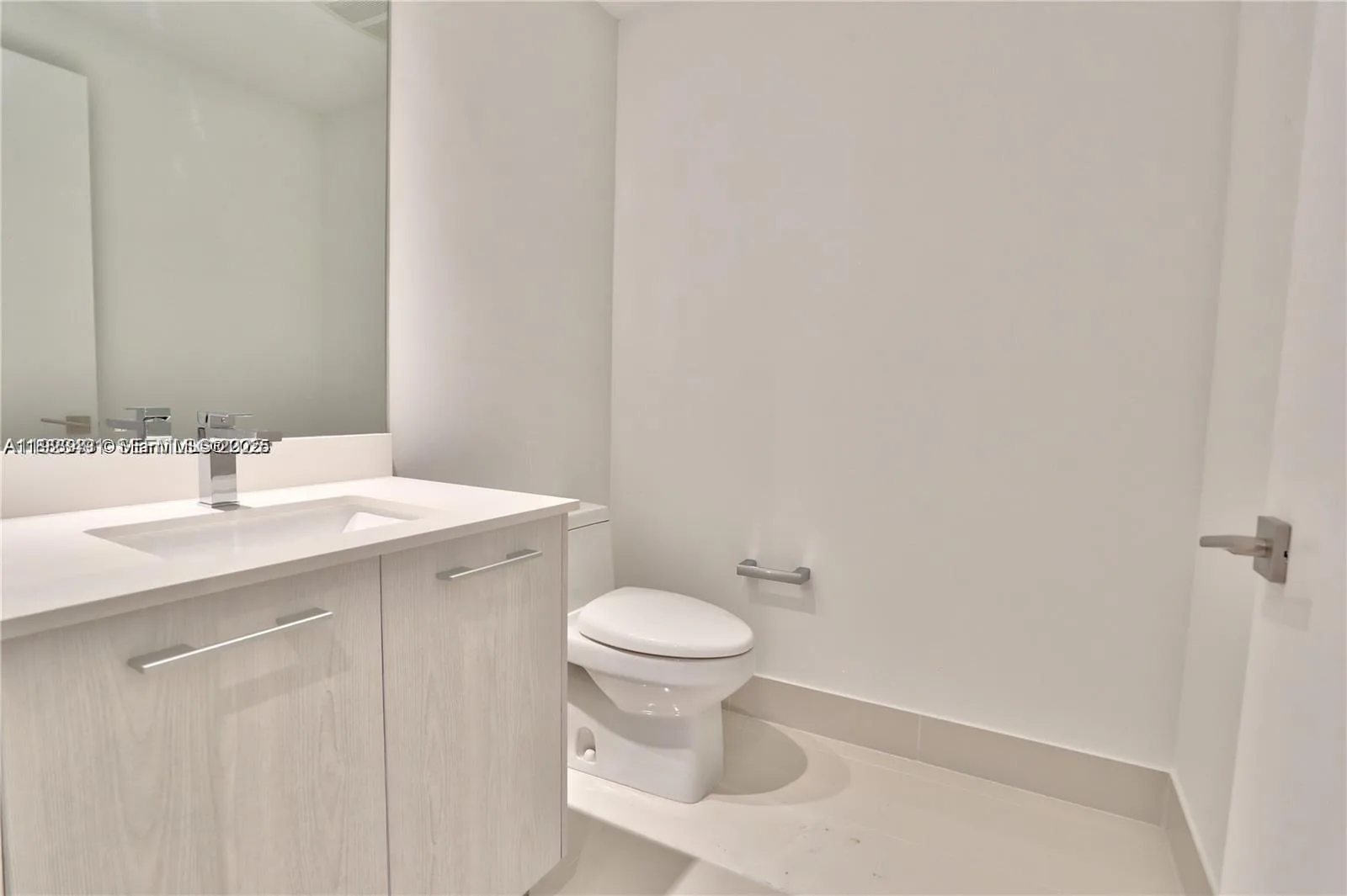 55 SW 9th St # 1910, Miami, FL 33130 photo 6