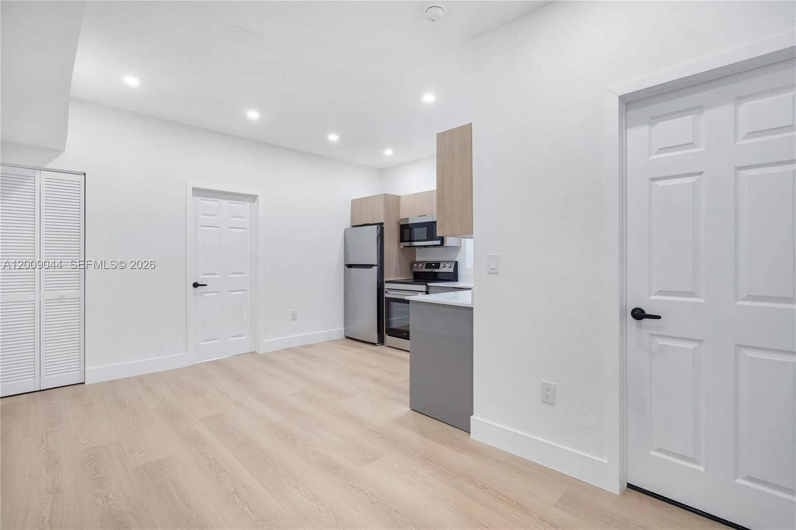 629 SW 10th Ave # 6, Miami, FL 33130 photo 10