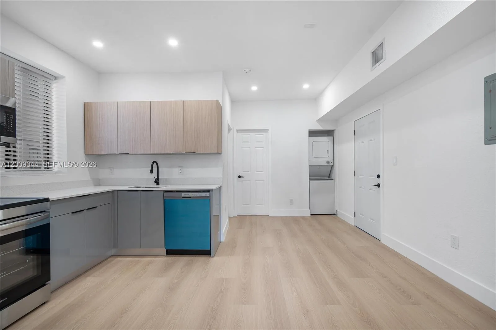 629 SW 10th Ave # 6, Miami, FL 33130 photo 8