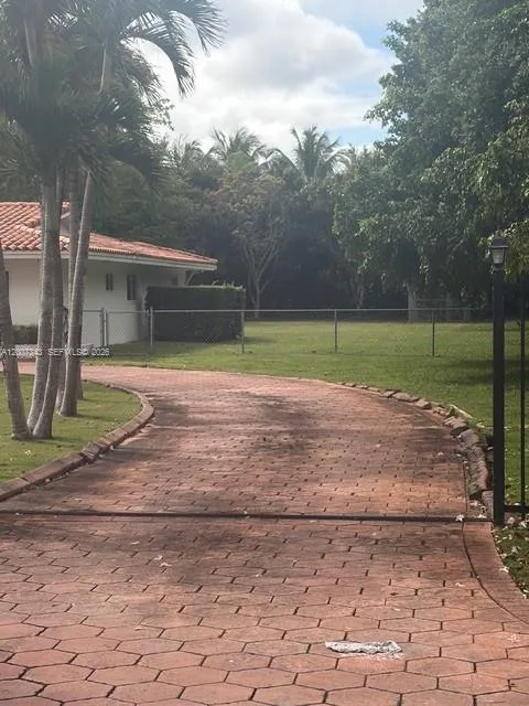 7090 SW 62nd St # 0, Miami, FL 33143 photo 5