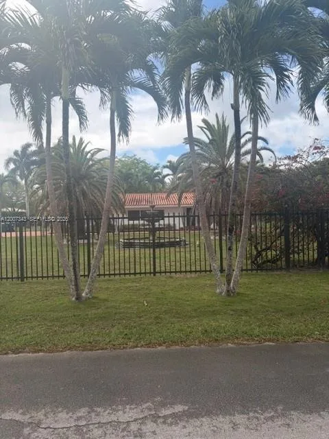 7090 SW 62nd St # 0, Miami, FL 33143 photo 6