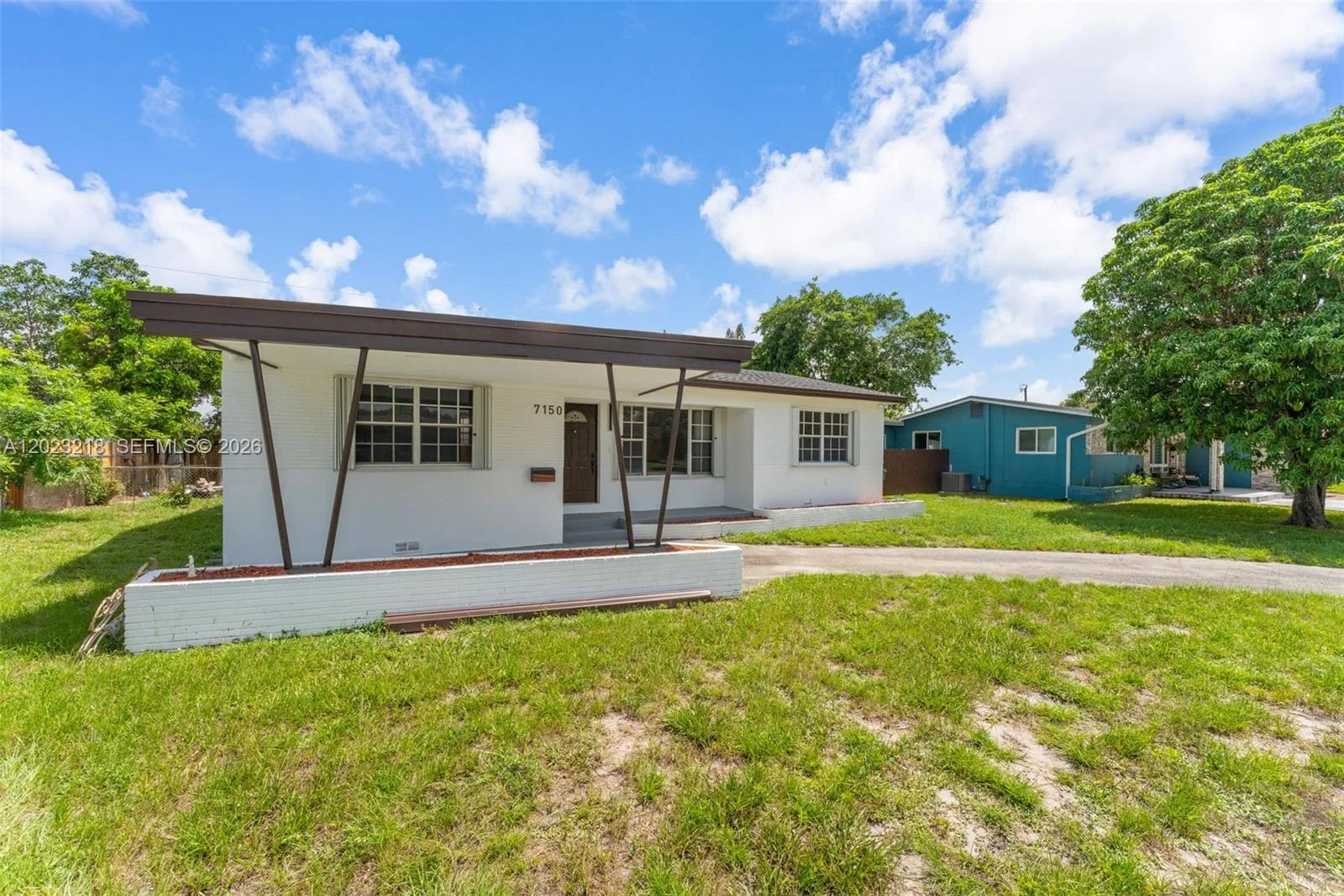 7150 SW 10th St, Pembroke Pines, FL 33023