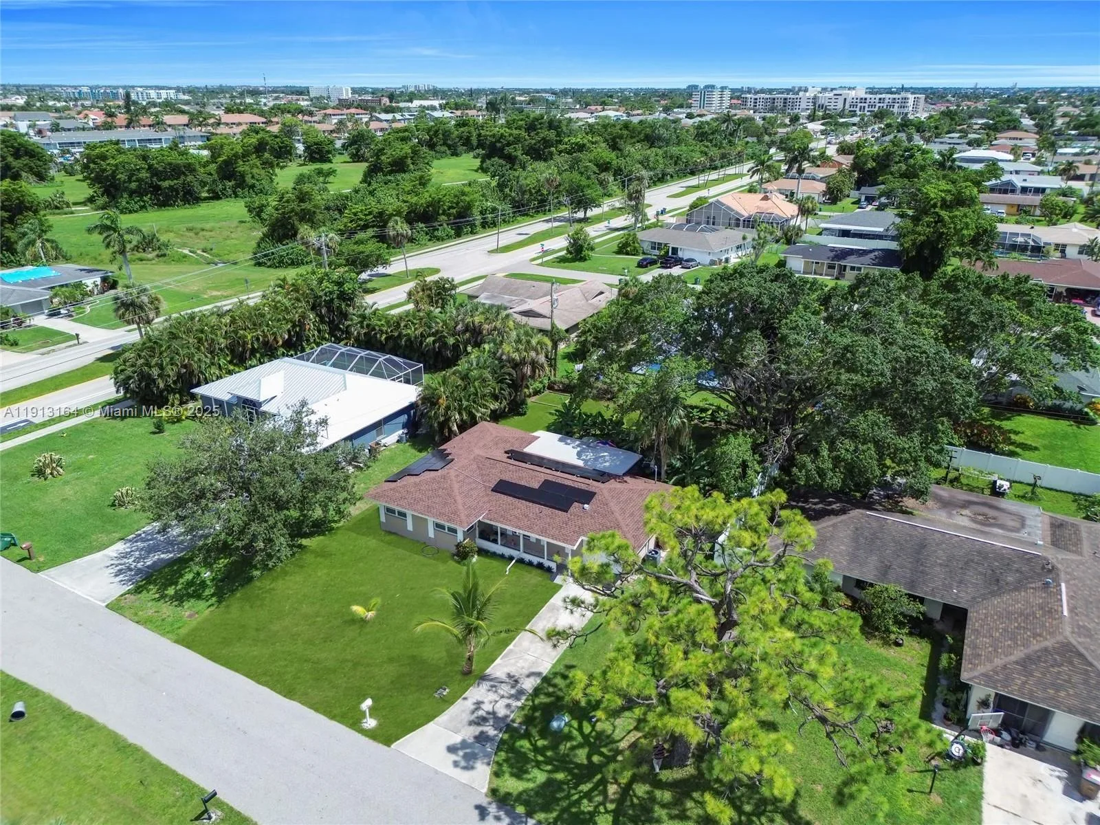 246 SE 44th st, Cape Coral, FL 33904 photo 4