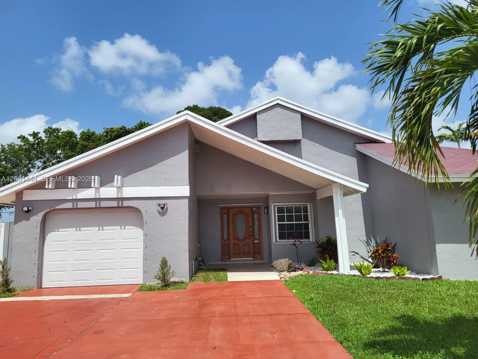 6760 SW 156th Ct, Miami, FL 33193