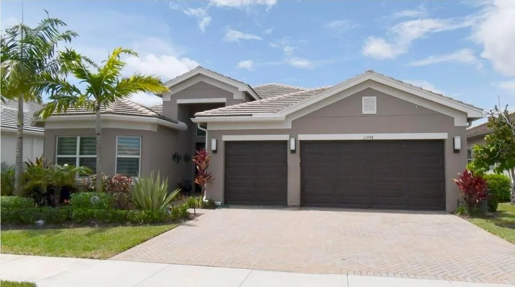 11998 SW Laguna Bay Parkway, Port St. Lucie, FL 34987