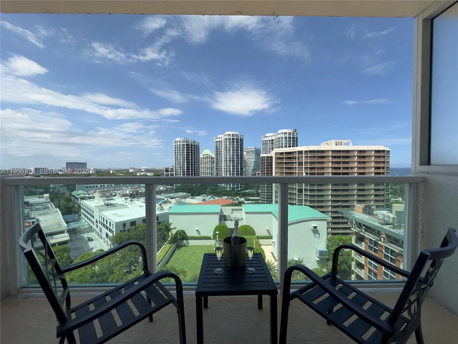 2889 Mcfarlane Rd # 1409, Miami, FL 33133 — zdjęcie 5