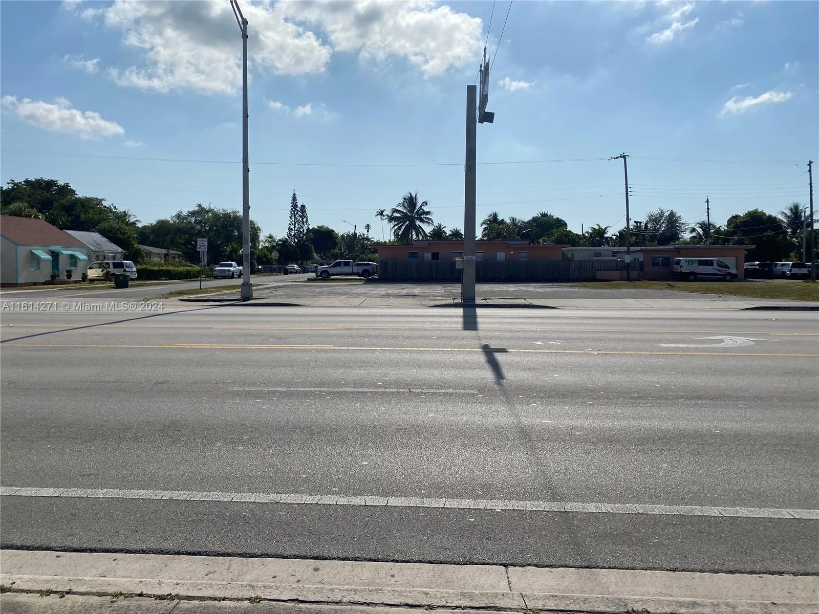 1409 S Federal Hwy, Dania Beach, FL 33004 photo 3