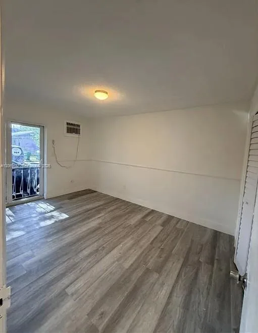 1380 SW 2nd Street # 2, Miami, FL 33135 photo 5