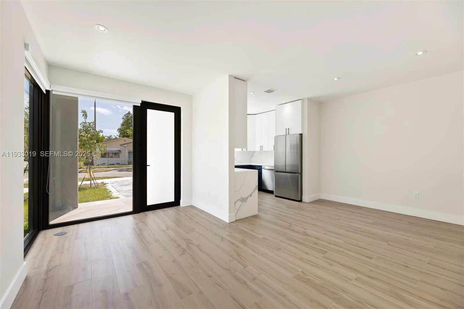 6852-6850 NW 4th AVE, Miami, FL 33150 photo 6