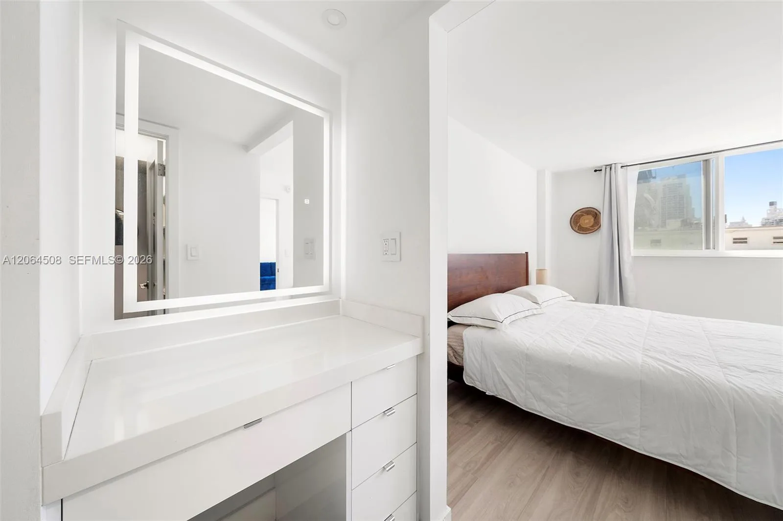 345 Ocean Dr # 610, Miami Beach, FL 33139 photo 12