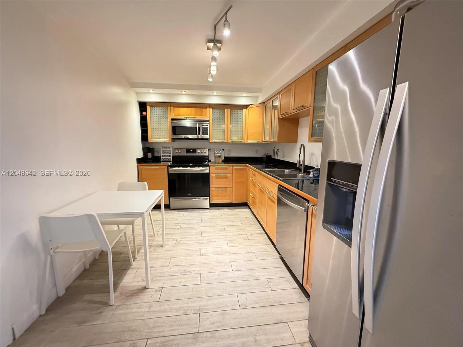 1904 S Ocean Dr # 1607, Hallandale Beach, FL 33009 photo 10