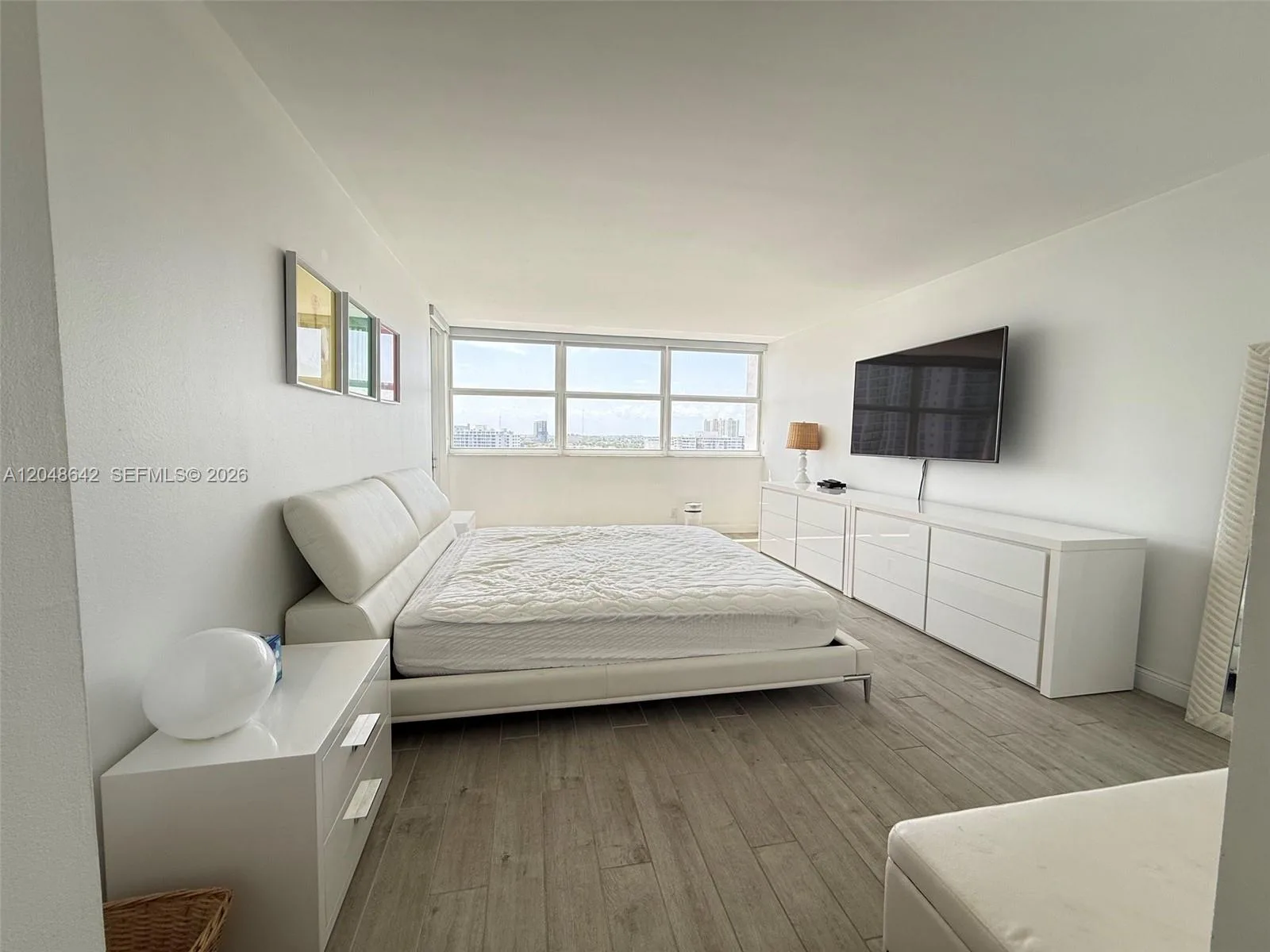 1904 S Ocean Dr # 1607, Hallandale Beach, FL 33009 photo 11