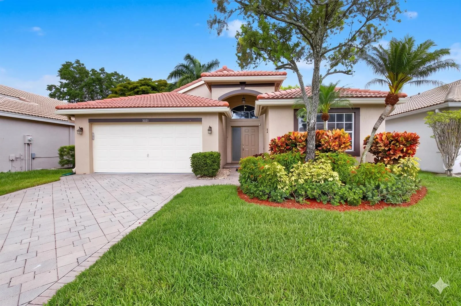 5891 Royal Isles Boulevard, Boynton Beach, FL 33437