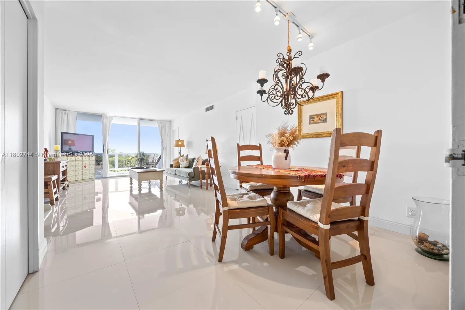 5700 Collins Ave # 7G, Miami Beach, FL 33140 photo 5