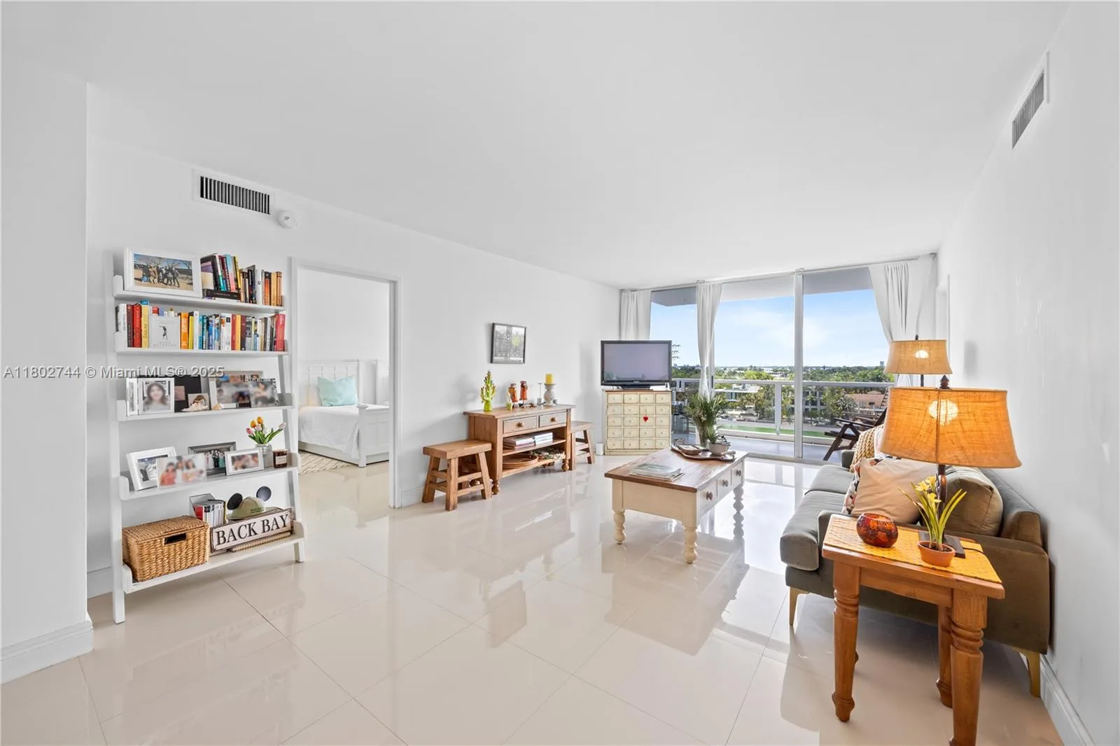 5700 Collins Ave # 7G, Miami Beach, FL 33140 photo 6