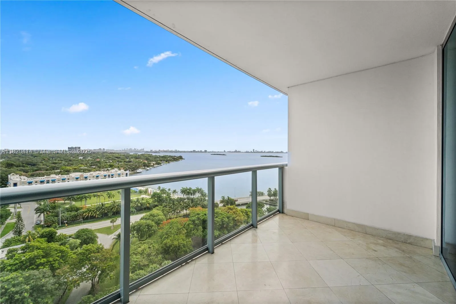 601 NE 36th St # 1504, Miami, FL 33137 photo 11