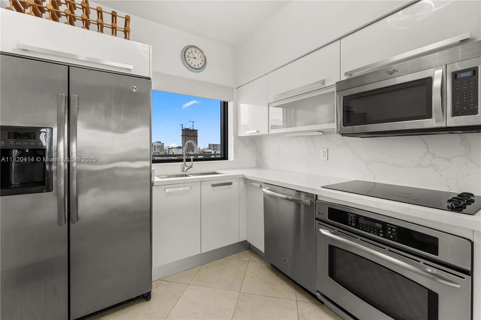 601 NE 36th St # 1504, Miami, FL 33137 photo 12