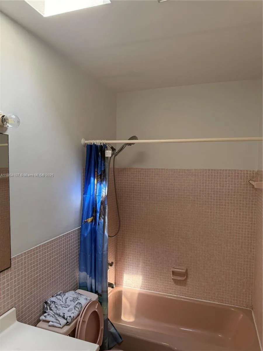 6856 Abbott Ave # 6, Miami Beach, FL 33141 photo 10