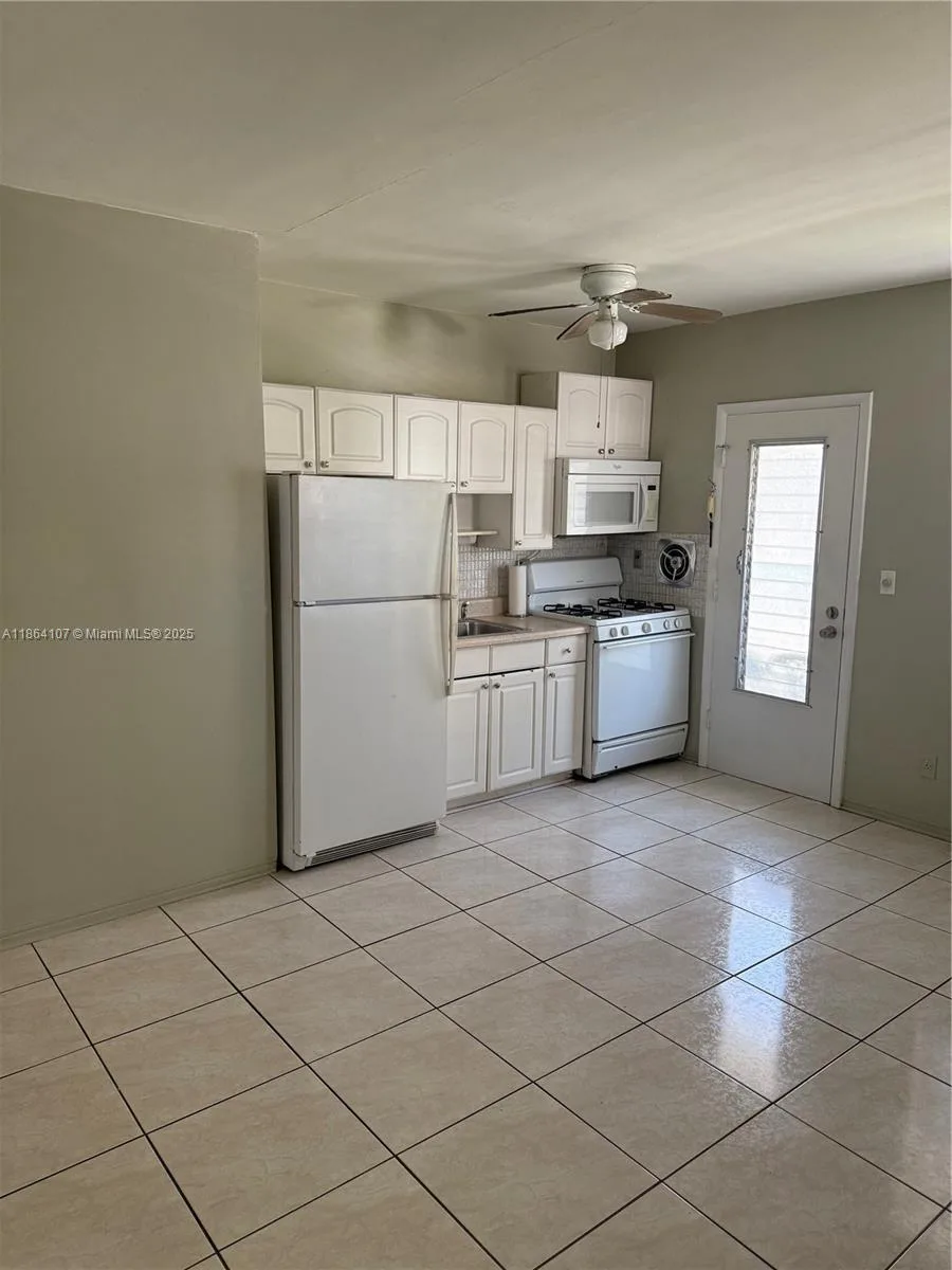 6856 Abbott Ave # 6, Miami Beach, FL 33141 photo 5