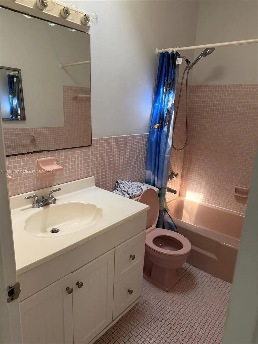 6856 Abbott Ave # 6, Miami Beach, FL 33141 photo 9