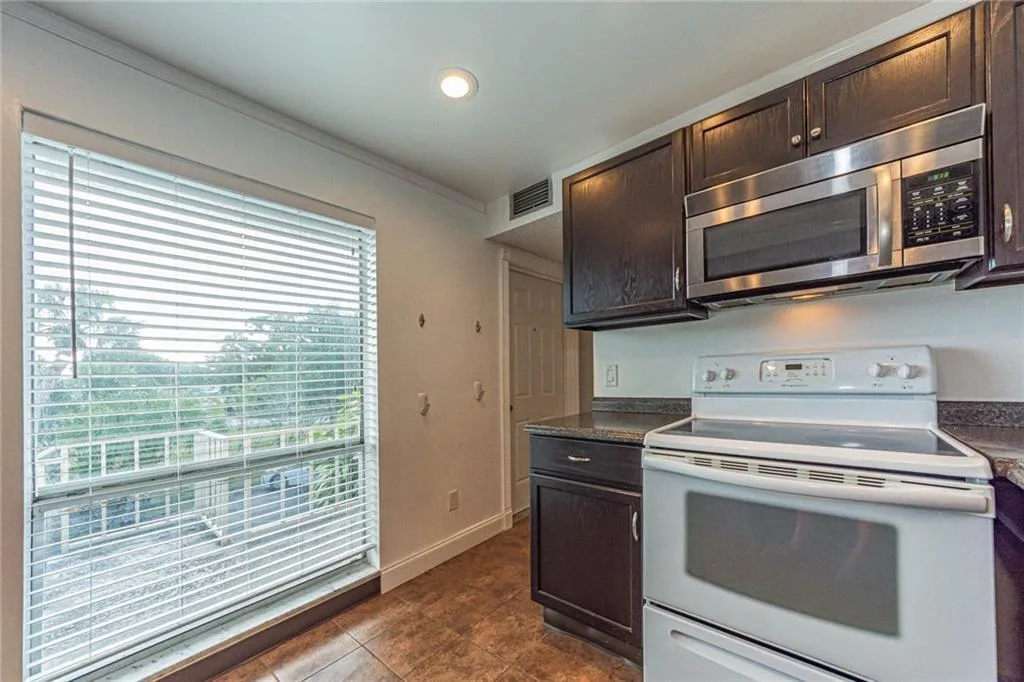 1555 14th Avenue # 201, Vero Beach, FL 32960 photo 4