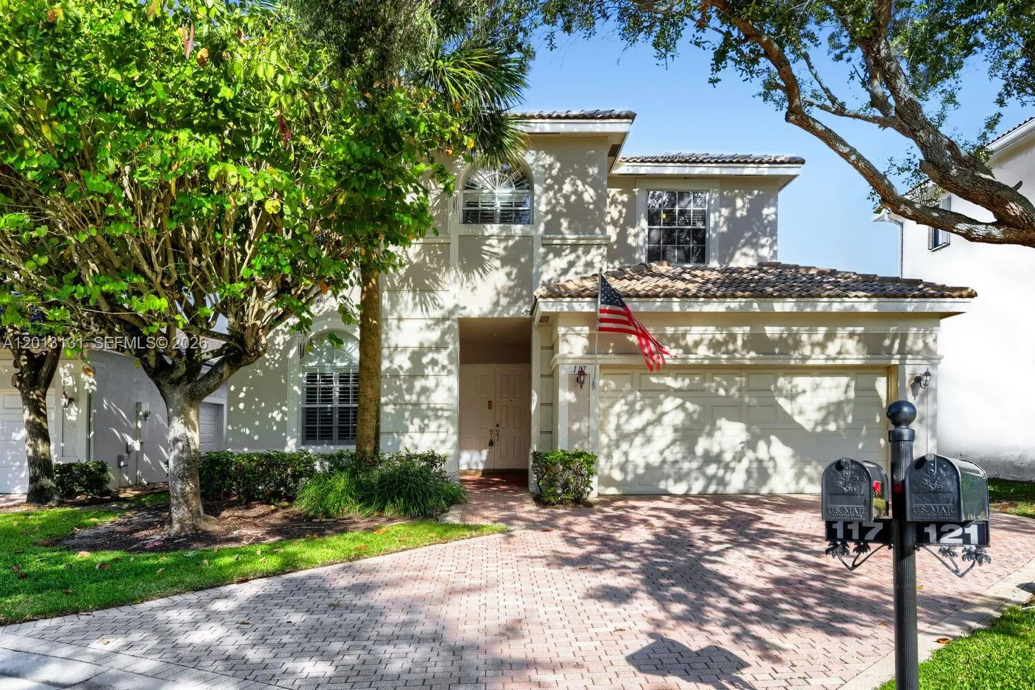 117 Palm Cir, Atlantis, FL 33462