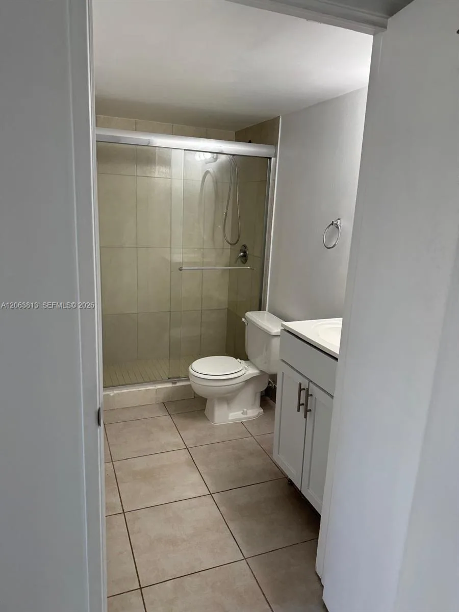 6135 NW 186th St # 312, Hialeah, FL 33015 photo 12