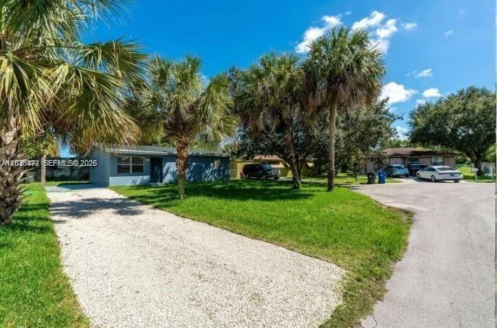 1040 NW 23rd Ter, Fort Lauderdale, FL 33311 photo 2
