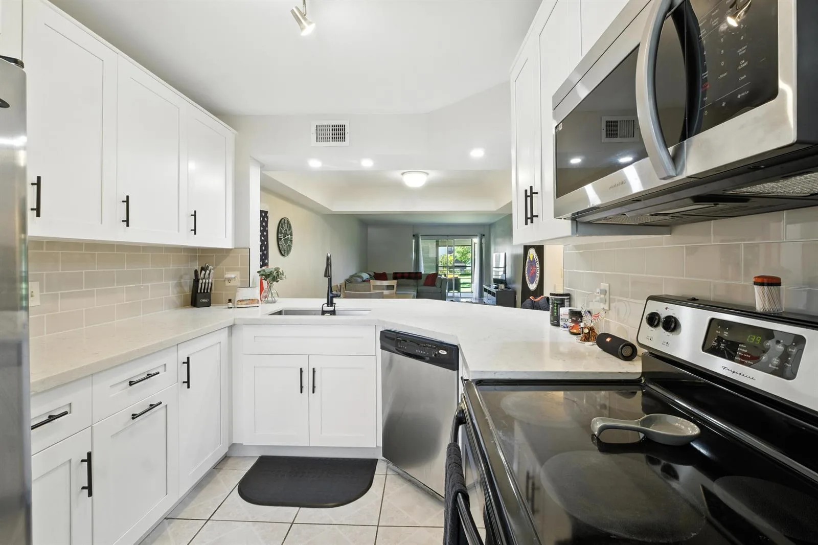 23380 Carolwood Lane # 202, Boca Raton, FL 33428
