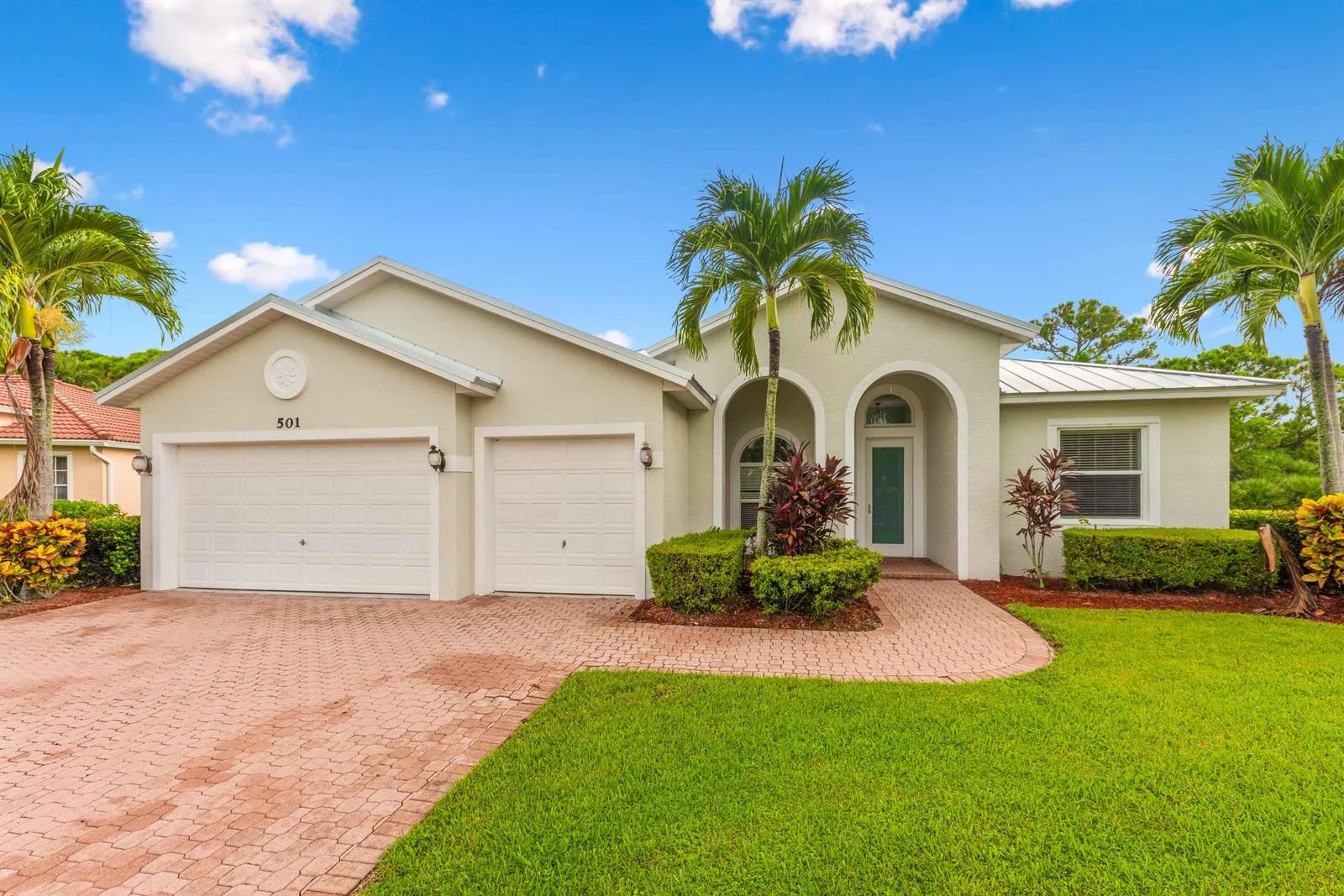 501 NW Pine Sap Place, Jensen Beach, FL 34957 photo 2