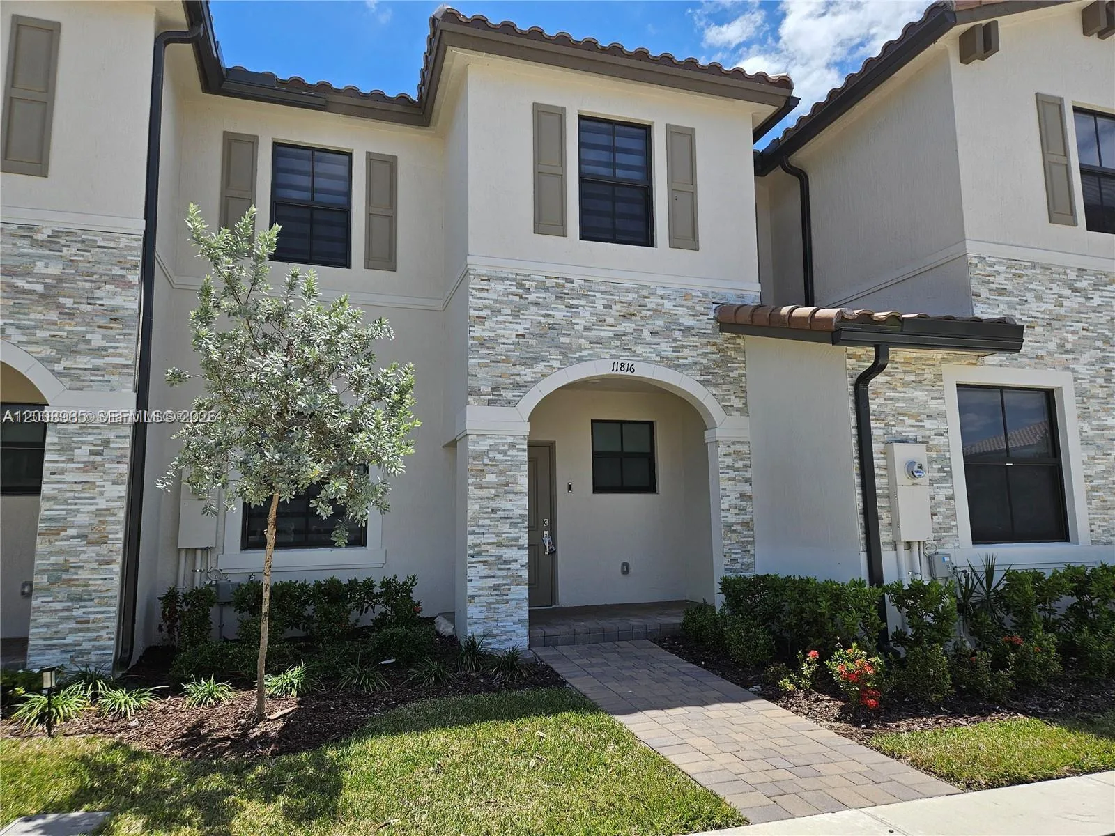 11816 SW 247th Ter, Homestead, FL 33032 photo 2