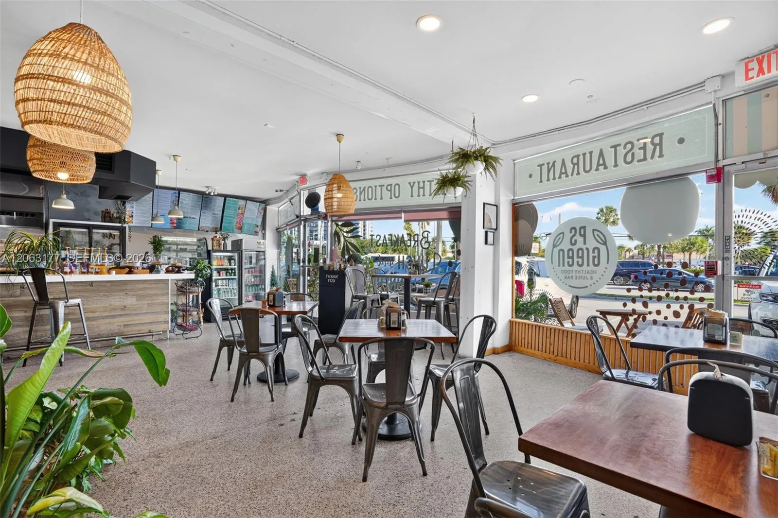 Profitable Restaurant in East Fort Lauderdale, Fort Lauderdale FL 33306 photo 4