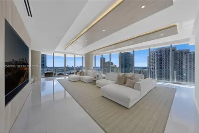 Aston Martin Residences