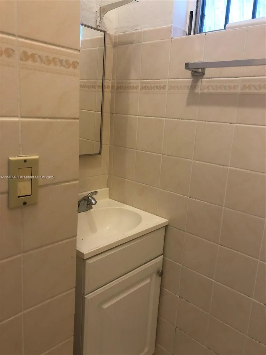1374 NE 176 st # 3, North Miami Beach, FL 33162 photo 6