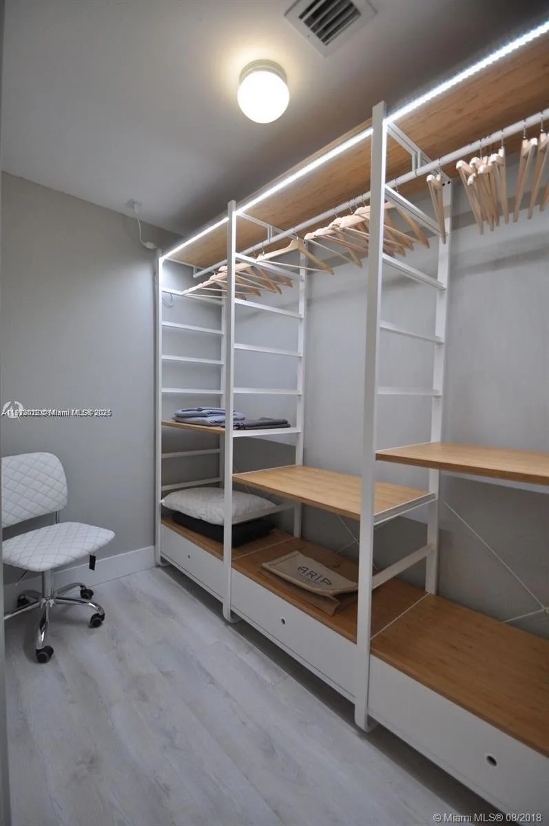 488 NE 18th St # 3208, Miami, FL 33132 photo 9