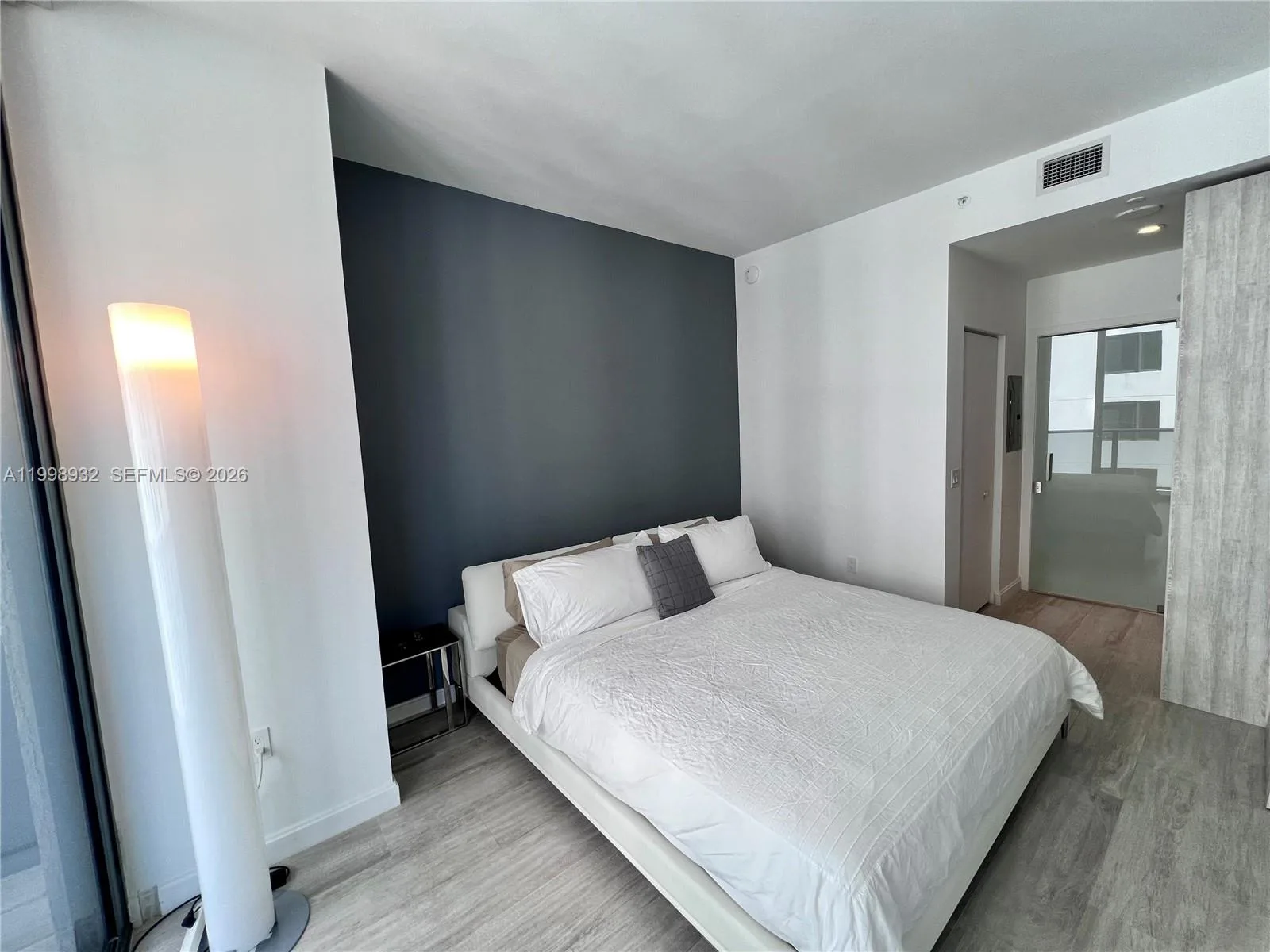 55 SW 9th St # 4109, Miami, FL 33130 photo 8