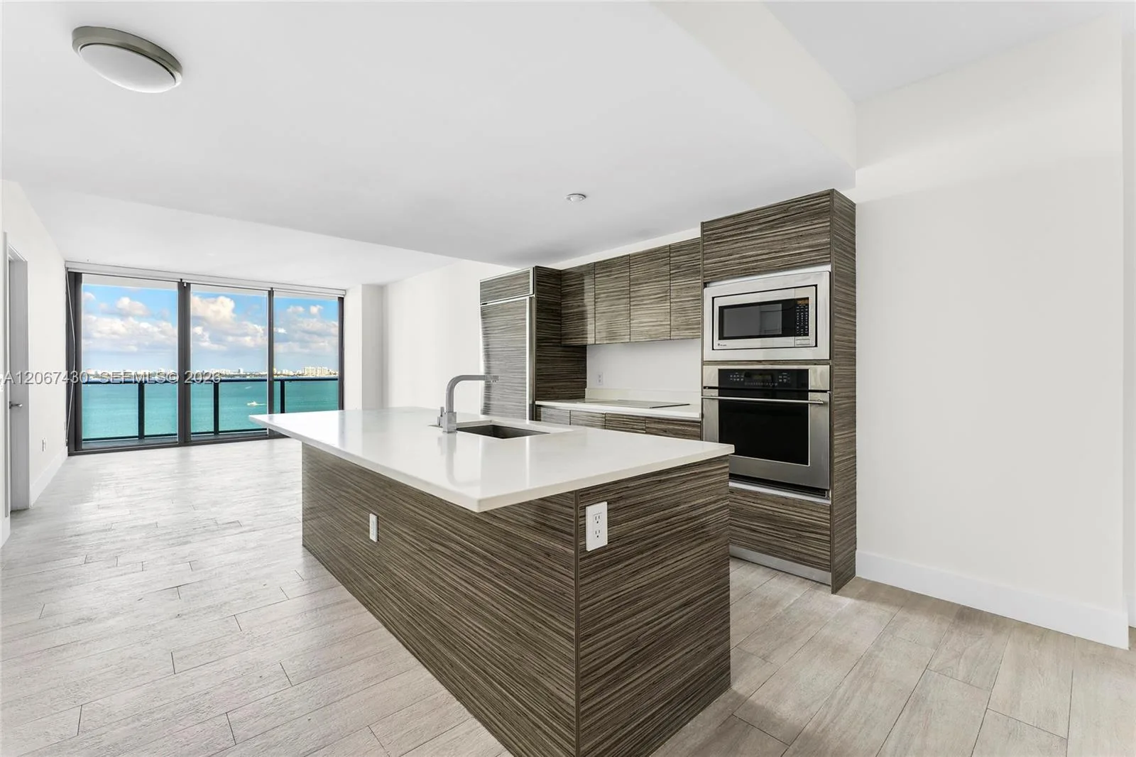 460 NE 28th St # 1803, Miami, FL 33137