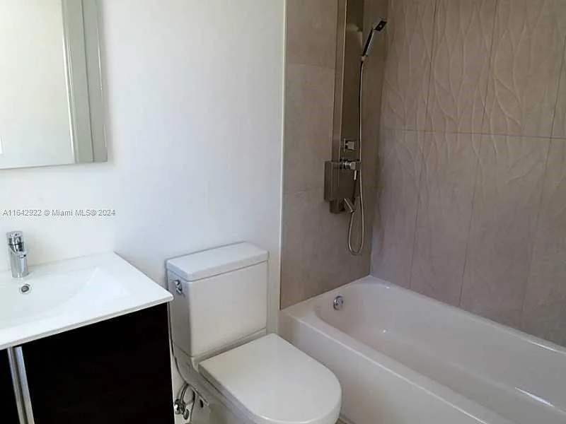551 Michigan Ave # 125, Miami Beach, FL 33139 photo 4