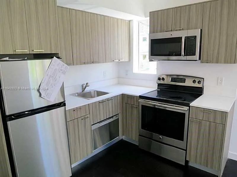 551 Michigan Ave # 125, Miami Beach, FL 33139 photo 5