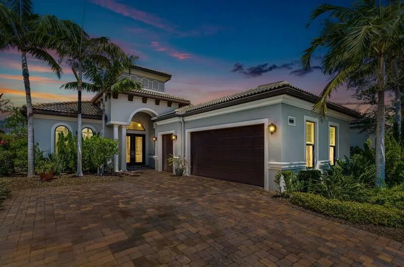183 Calmo Circle, Port St. Lucie, FL 34984