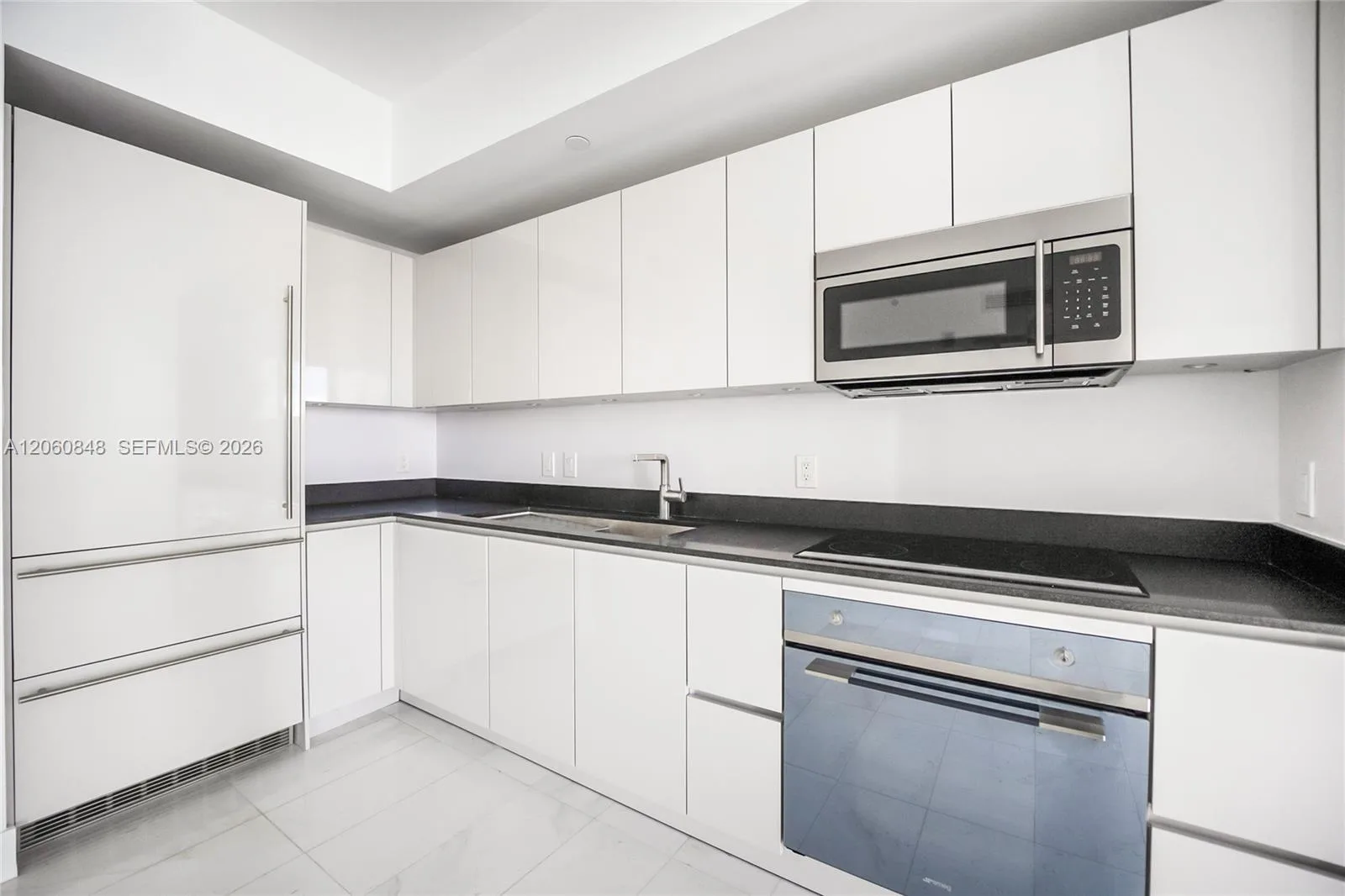 1010 Brickell Ave # 2708, Miami, FL 33131