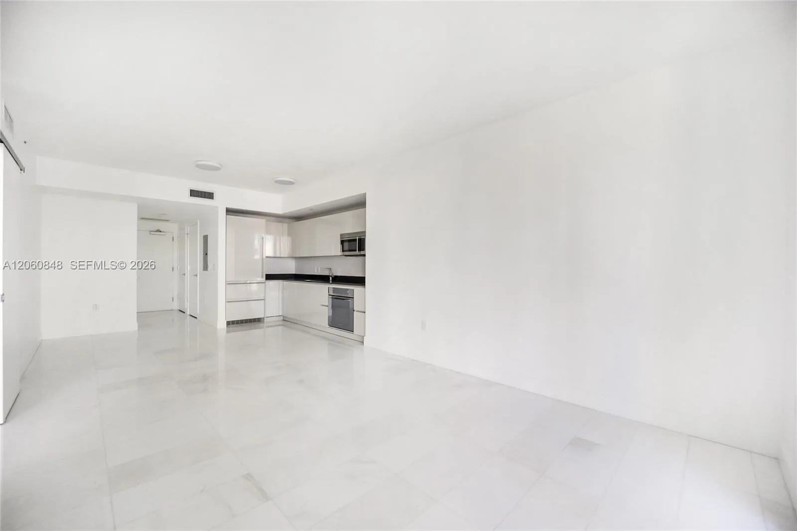 1010 Brickell Ave # 2708, Miami, FL 33131 photo 3