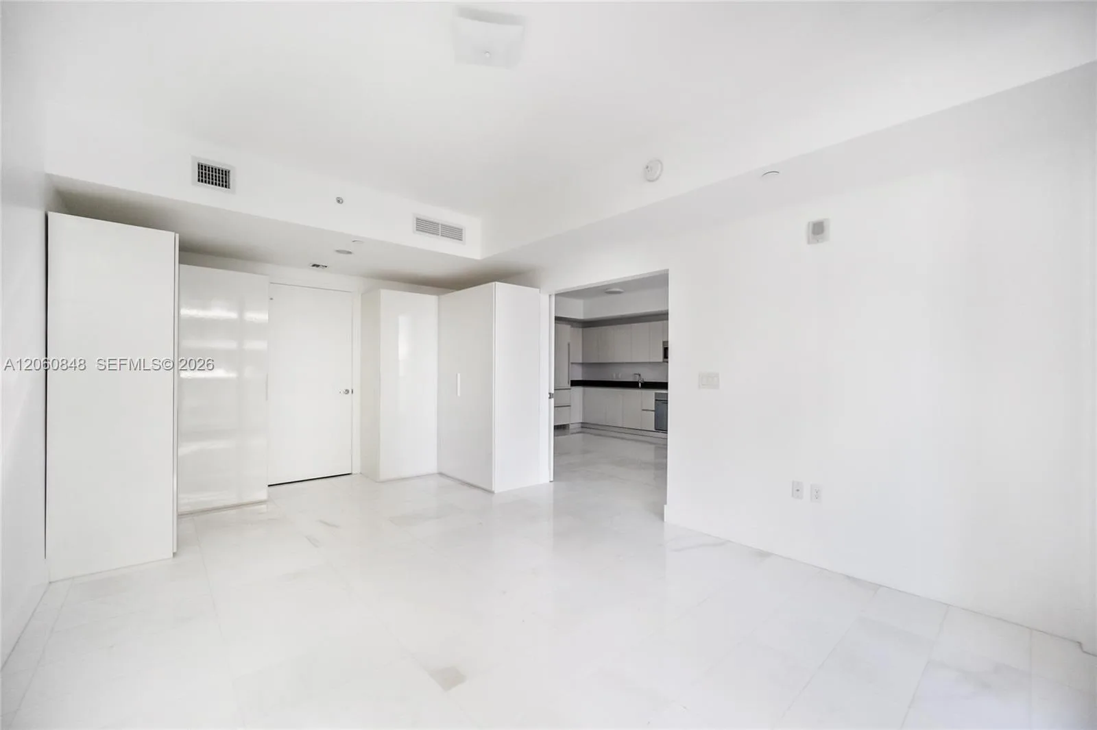 1010 Brickell Ave # 2708, Miami, FL 33131 photo 6