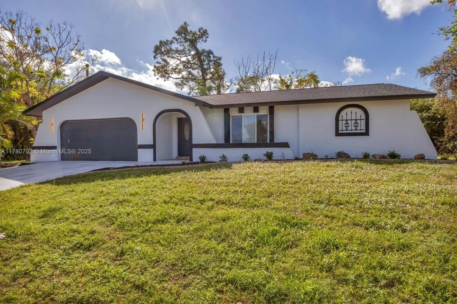 4290 yucatan cir, Port Charlotte, FL 33948