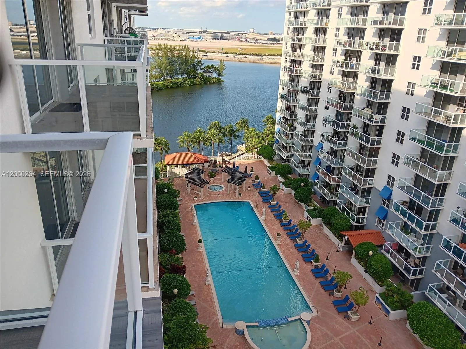 5077 NW 7th St # 1506, Miami, FL 33126