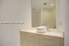 650 NE 32nd St # 4108, Miami, FL 33137 photo 10