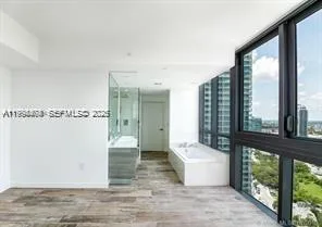 650 NE 32nd St # 4108, Miami, FL 33137 photo 6